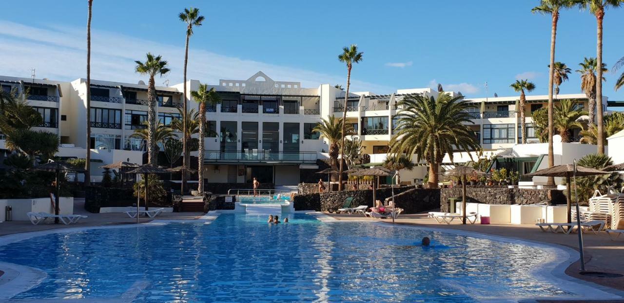 Luxury Estudio En Playa Roca A Primera Linea Del Mar กอสตา เตกีสเซ ภายนอก รูปภาพ